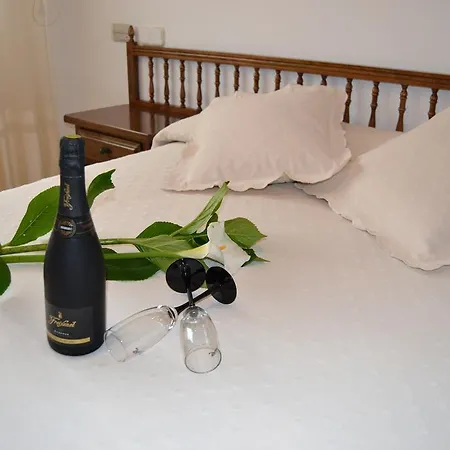 Guest house Pereirina 2*